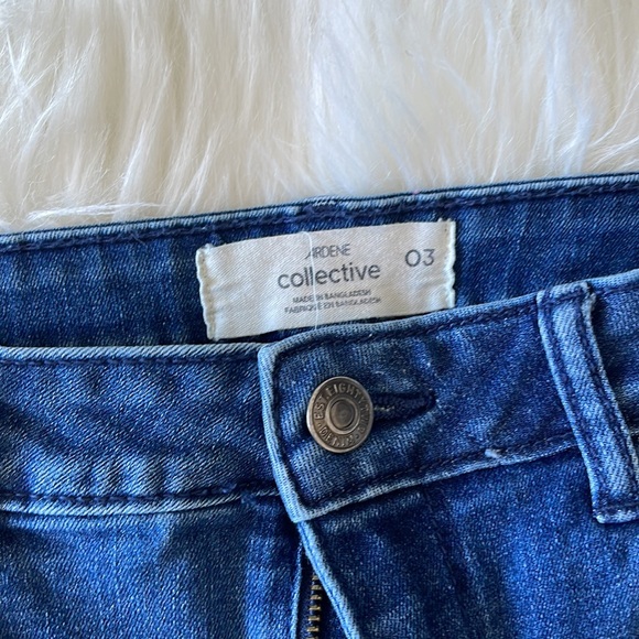 2 pairs of Ardene jeans - Picture 3 of 7